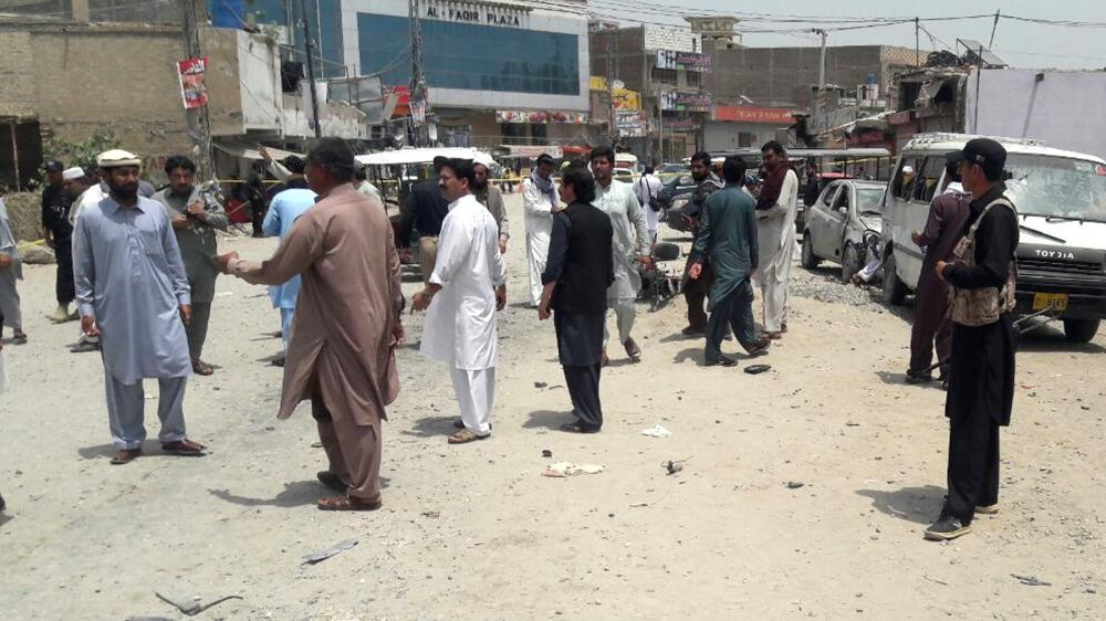 The Weekend Leader - 4 security personnel injured in Pak blast