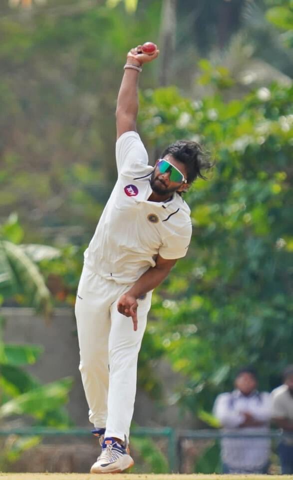 The Weekend Leader - Kerala's Jalaj Saxena Joins Elite 6000 Runs & 400 Wickets Club in Ranji Trophy