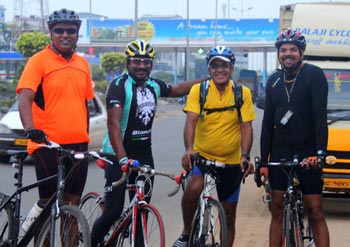 The Weekend Leader - Cycling Yogis | Ramanujar Moulana | Chennai Cycling Group