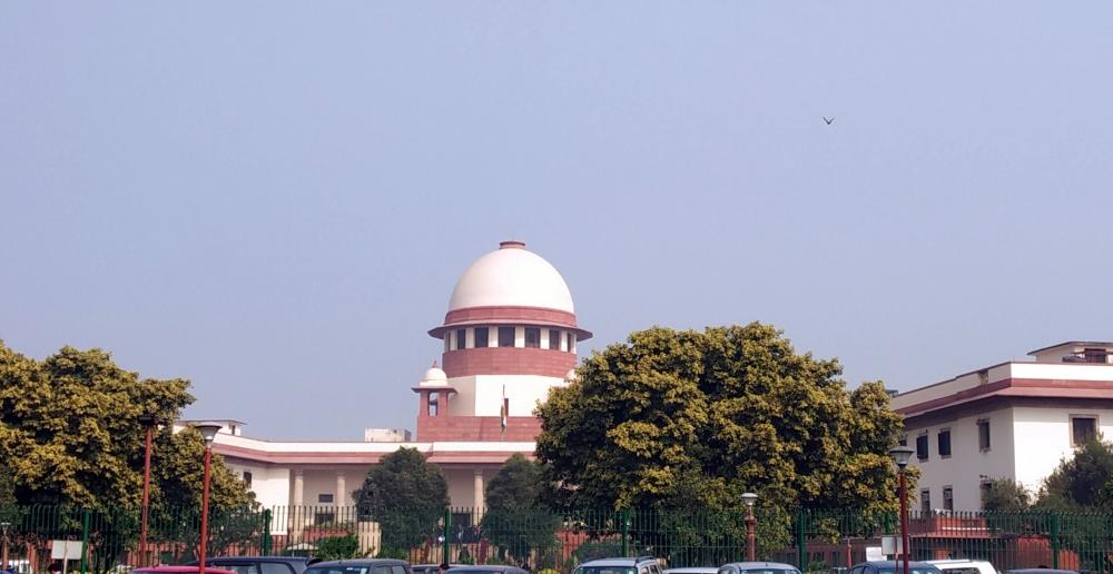 The Weekend Leader - A heart-rendering case: SC on plea to free minor from Egyptian father