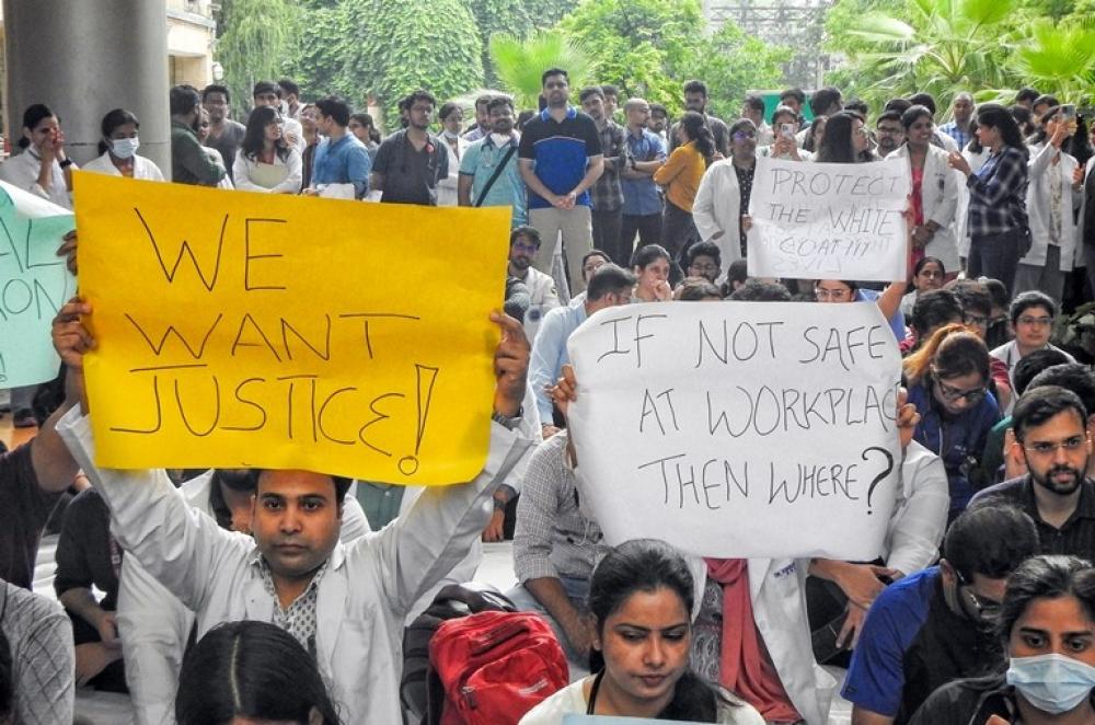 The Weekend Leader - Nationwide Protests by Doctors After Kolkata Rape and Murder Case