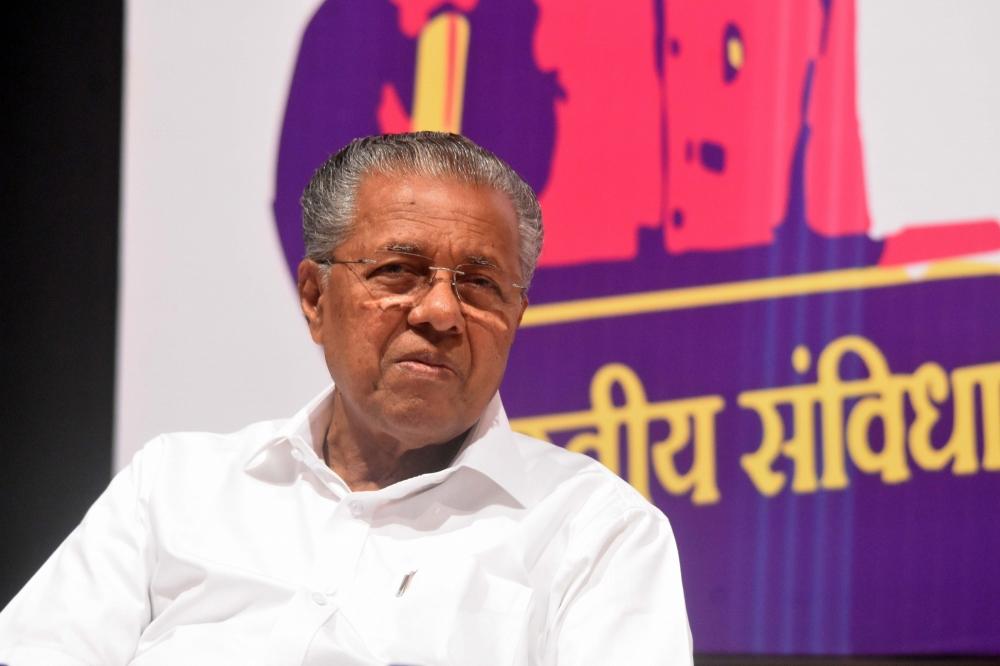 The Weekend Leader - Kerala CM writes to K'taka oppn leader on language row