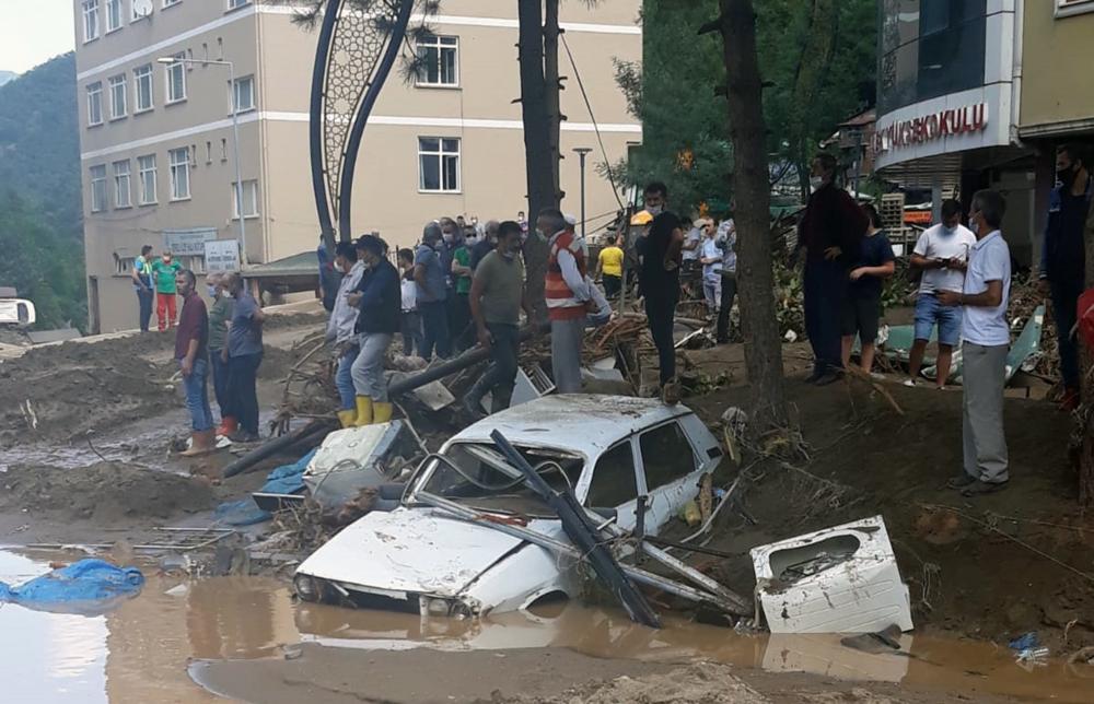 The Weekend Leader - 17 people killed in Turkey floods