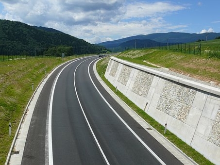 The Weekend Leader - SC allows Centre's plea for double lane roads on Chardham highway project