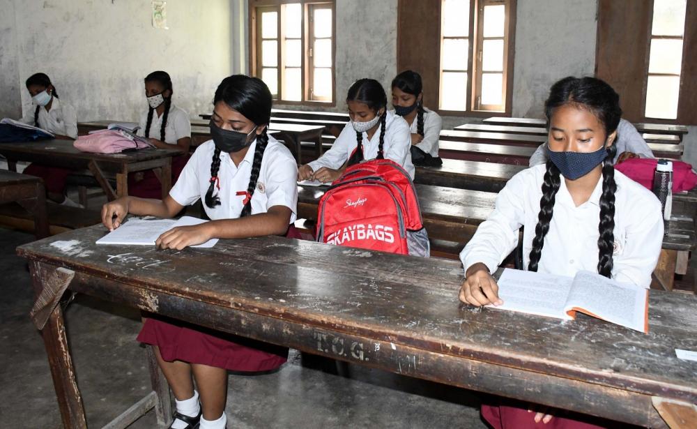 The Weekend Leader - Odisha govt to reopen schools for Class 8, 11