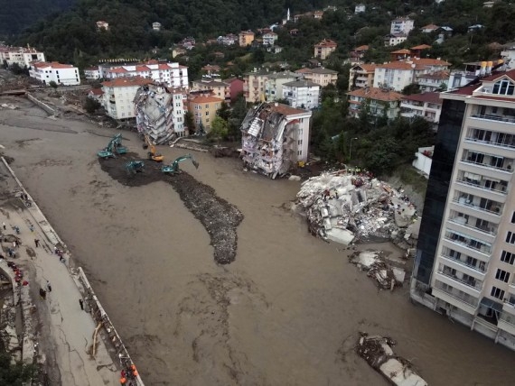 The Weekend Leader - Death toll from floods in Turkey reaches 62, dozens still missing