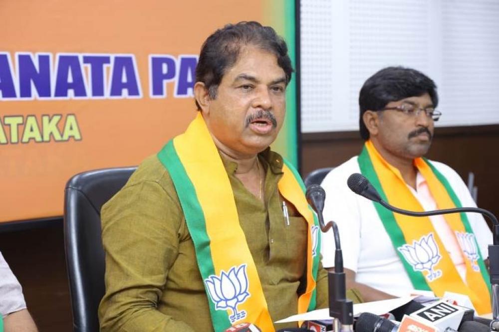 The Weekend Leader - Why Did MUDA Chairman Resign, If There Is No Scam: Karnataka BJP