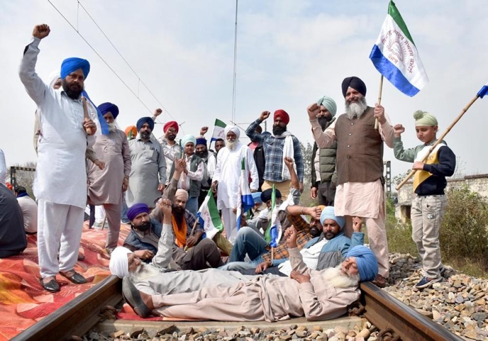 The Weekend Leader - Passengers May Face Inconvenience With ‘Rail Roko’ Protest In Punjab