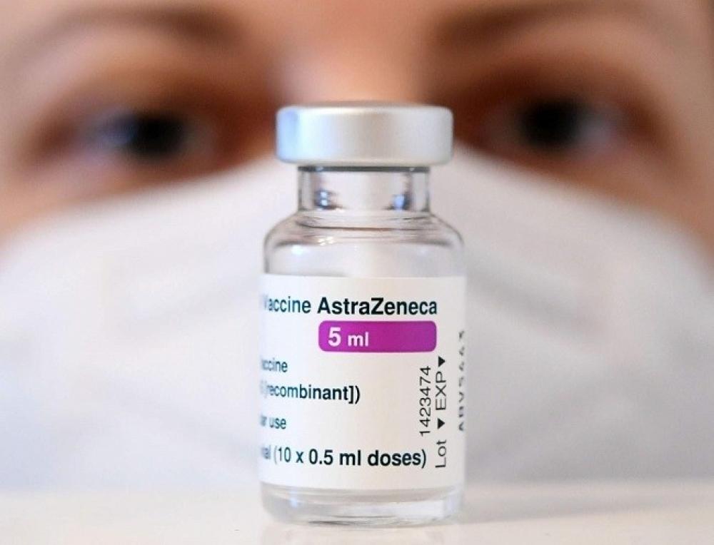 The Weekend Leader - Oxford-AstraZeneca begins work on vaccine to target Omicron