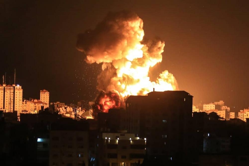 The Weekend Leader - Israel strikes Gaza in 'response' to incendiary balloons