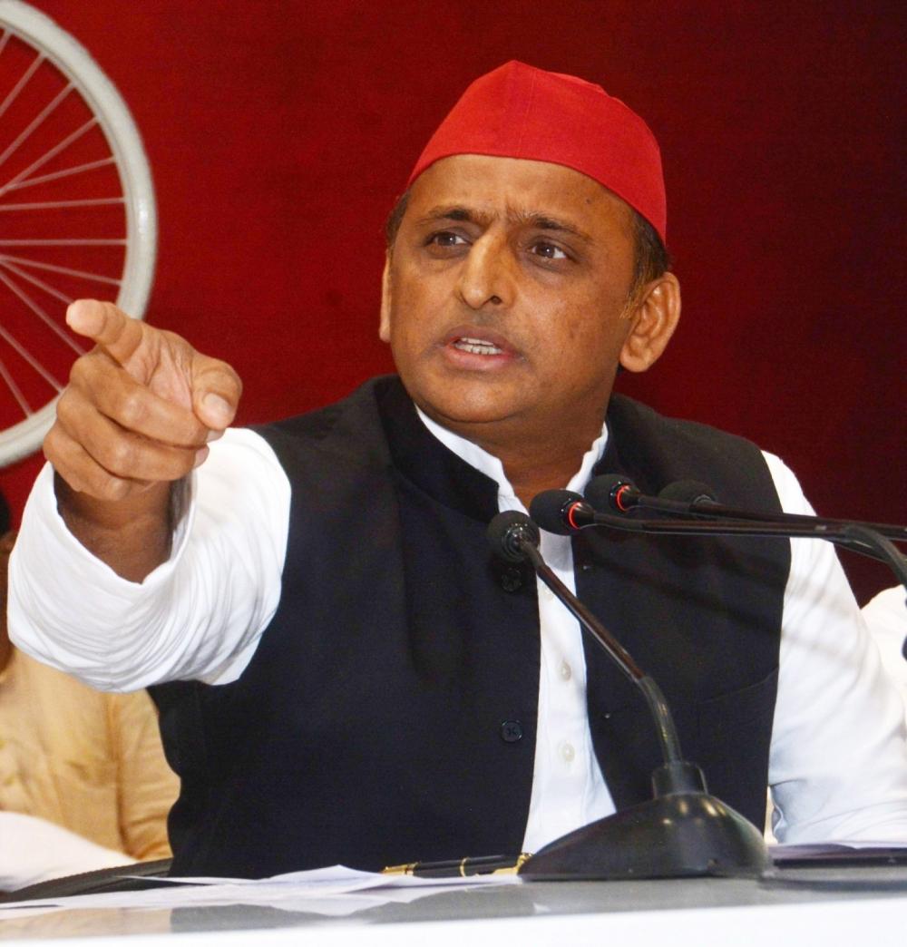 The Weekend Leader - BJP brings back 2017 video clip to haunt Akhilesh