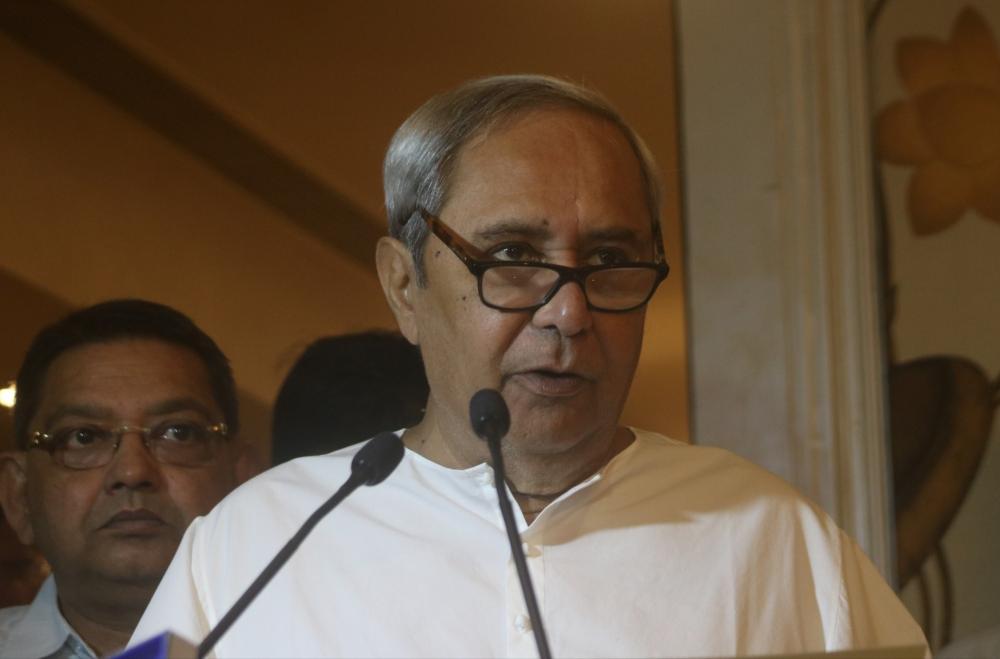 The Weekend Leader - Eggs hurled at Odisha Chief Minister's convoy