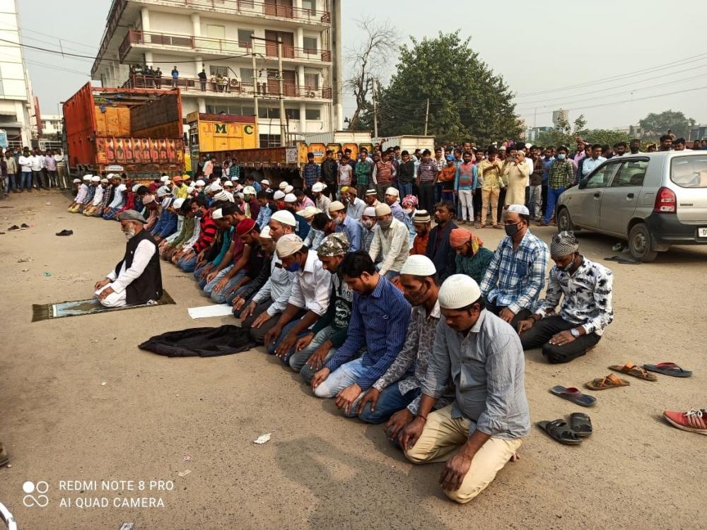 The Weekend Leader - Friday Namaz offered at Gurugram ground amid 'disruptions'