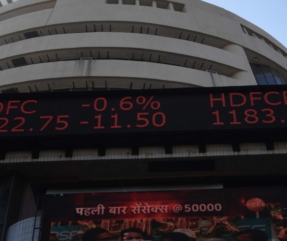 The Weekend Leader - Sensex trades flat, financial stocks fall