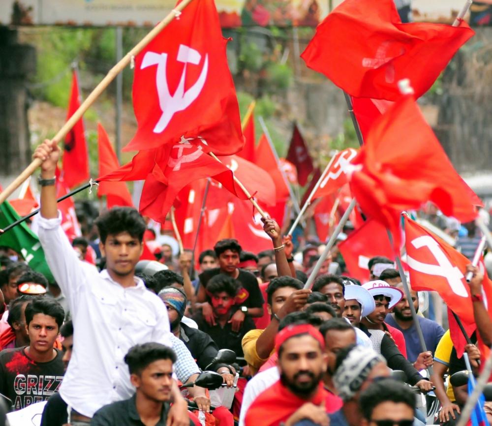 The Weekend Leader - 2 Kerala CPI-M leaders arrested for harassing female party worker