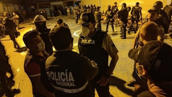 The Weekend Leader - Ecuador jail riot: Death toll exceeds 100