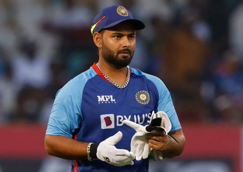 The Weekend Leader - Rishabh Pant's brain and spine MRI scan results normal after car accident