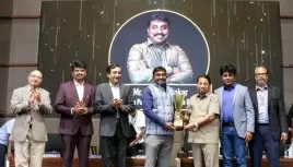 Eco Entrepreneur Senthil Sankar Recognised with The Weekend Leader-VIT Person of the Year Award