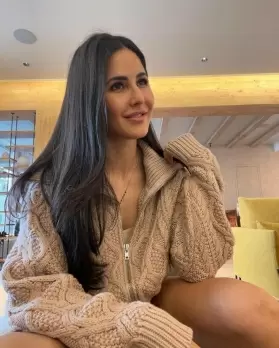 Katrina Kaif flaunts her diamond-studded 'mangalsutra'