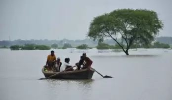 UP on alert as water levels of Ganga, Yamuna rise