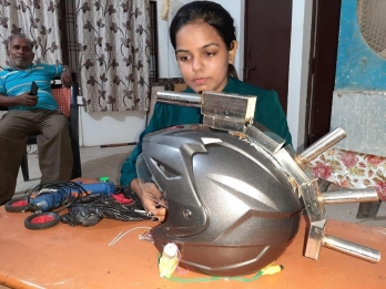 Student develops 'Robo Helmet' to strengthen security forces