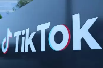 TikTok fastest growing news source for UK teens, BBC loses steam