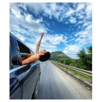 Amyra Dastur gets poetic, shares a snapshot from her road trip