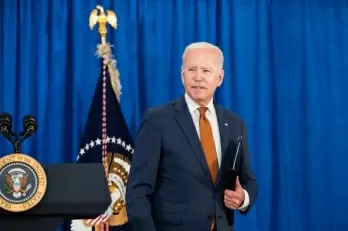 Biden discusses supply chain issues with CEOs of Samsung, other firms