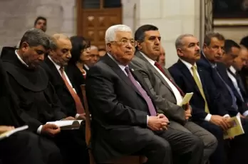 Palestinian factions slam Abbas-Gantz meeting