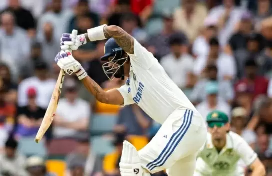 India Reach 8/0 In Chase Of 275 As Bad Light Forces Tea Break