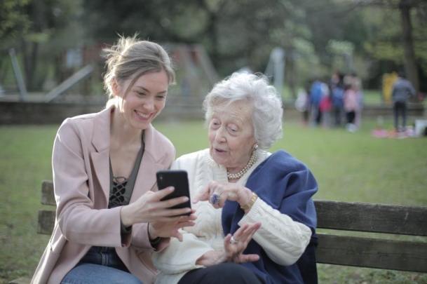 The Weekend Leader Amazon Alexa Introduces Care Hub For Easy Remote Caregiving To The Elderly